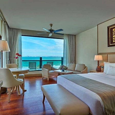 Royale Chulan Cherating Villa Экстерьер фото