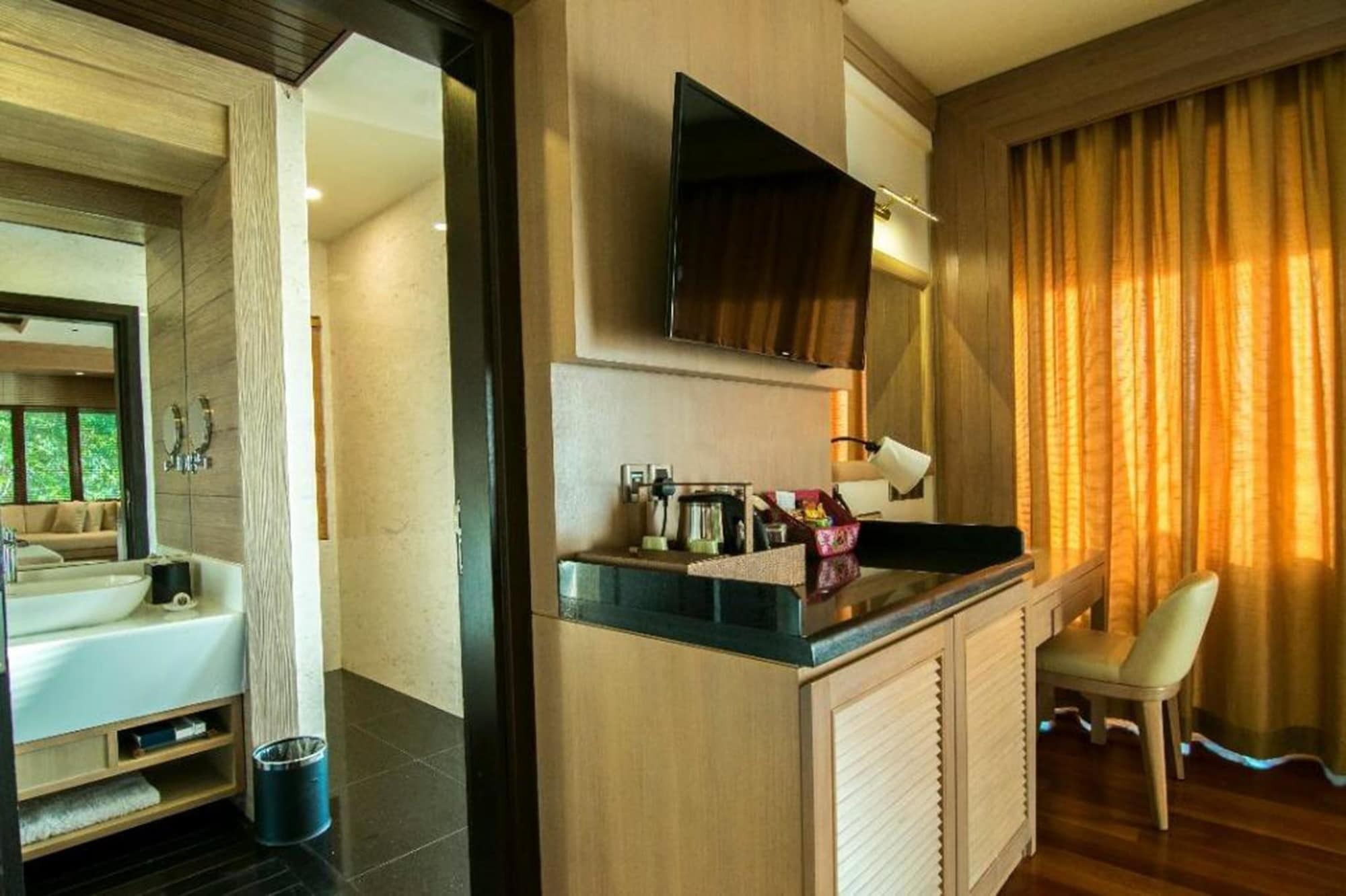 Royale Chulan Cherating Villa Экстерьер фото
