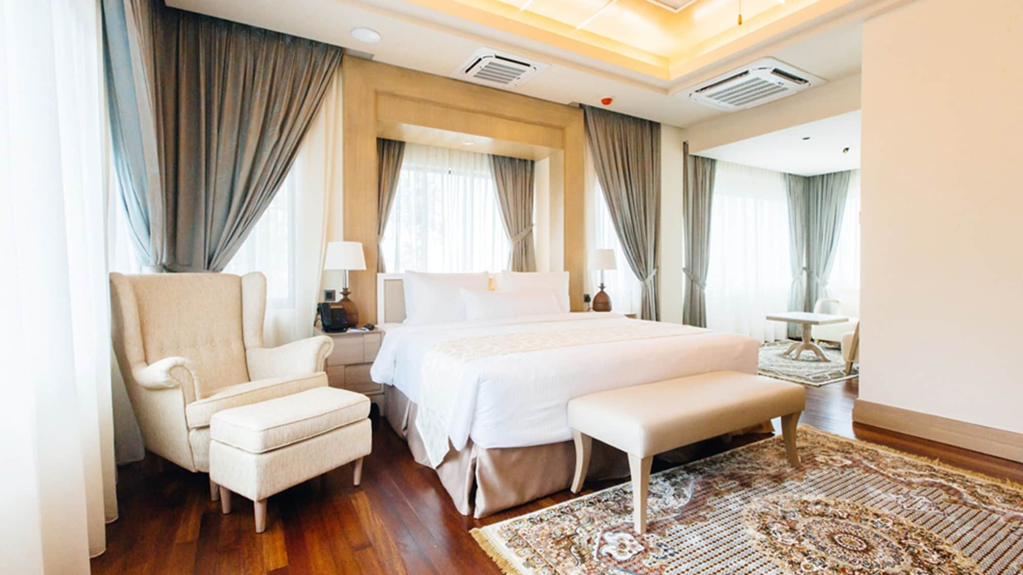 Royale Chulan Cherating Villa Экстерьер фото