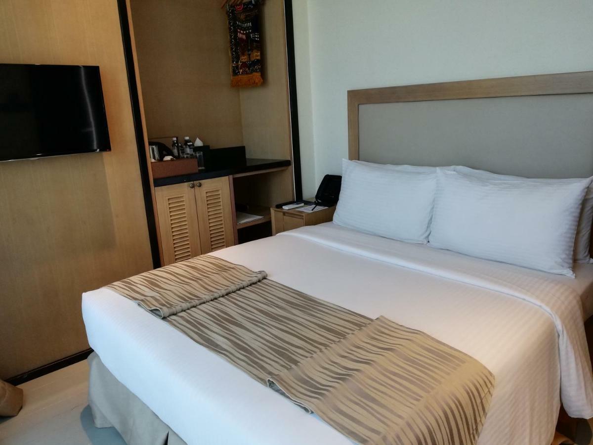 Royale Chulan Cherating Villa Экстерьер фото