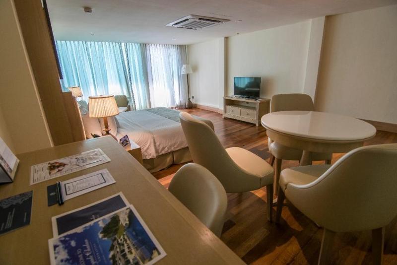 Royale Chulan Cherating Villa Экстерьер фото